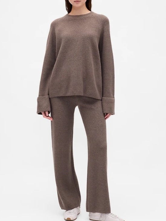 GAP Pants - GAP CashSoft Shaker-Stitch Knit Set in Taupe